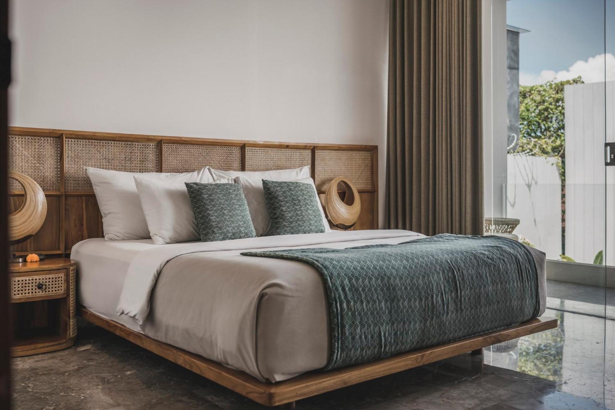 Eight Palms Villa Seminyak By Ini Vie Hospitality Экстерьер фото